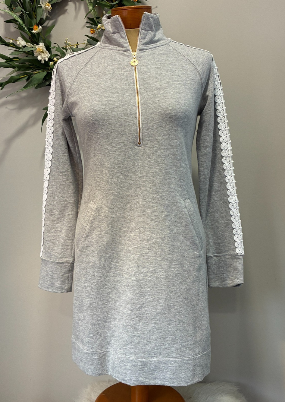 Lilly Pulitzer Skipper Popover Dress Heathered Seaside Gray Crochet Lace, Sz XS